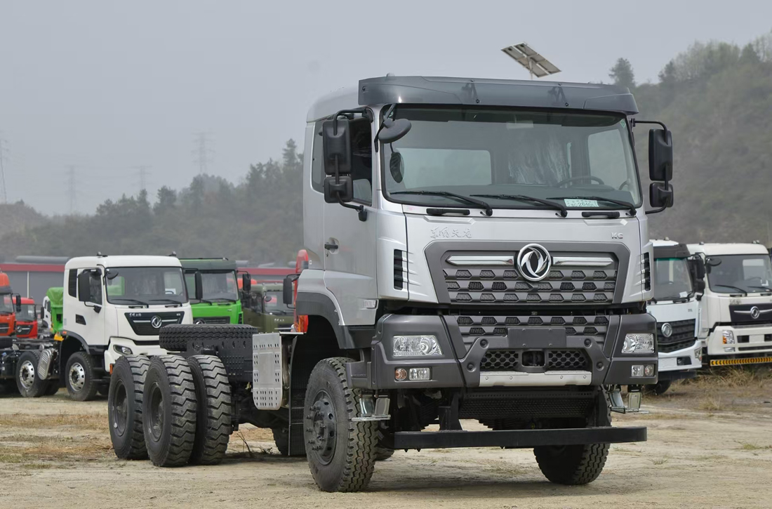 Dongfeng Tianlong KC 6X4 360 HP Dump Truck